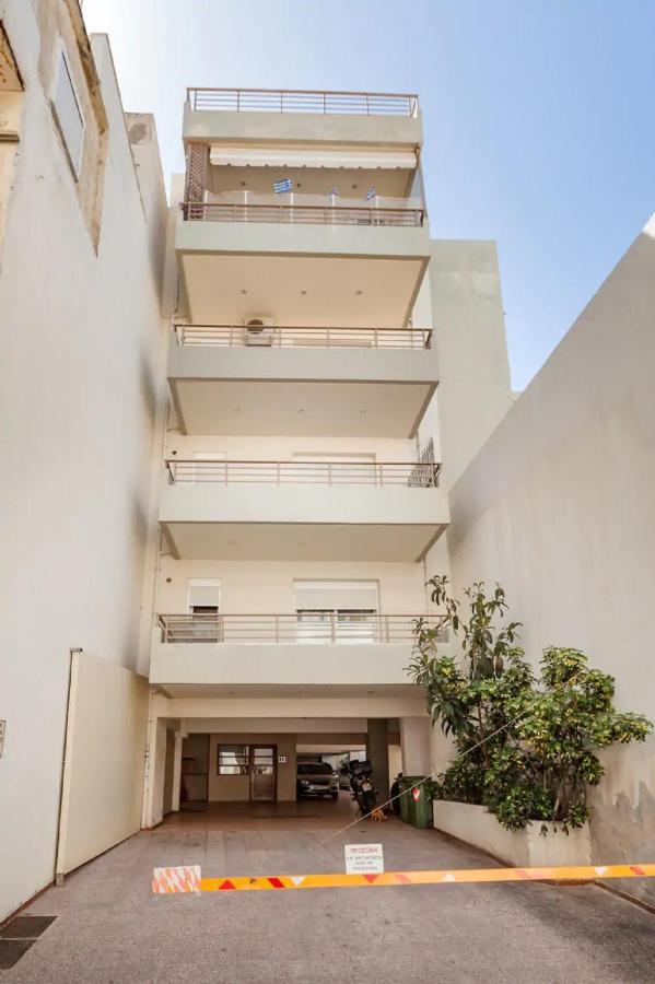 Cozy Spacious Apartment In The Heart Of Heraklion 外观 照片